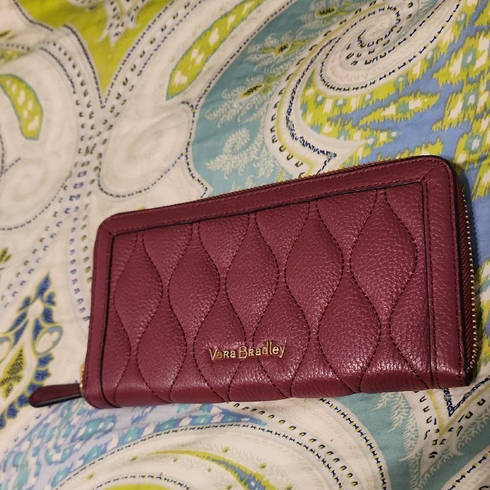 Vera Bradley Wallet Quilted Zip-Around Wallet in Burgundy